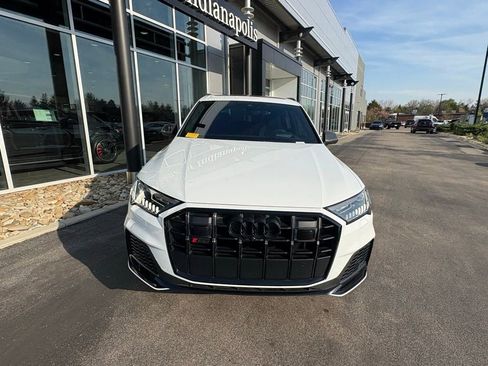 Used 2023 Audi SQ7 Prestige image 3