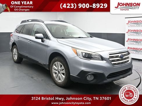 Used 2017 Subaru Outback 2.5i Premium AWD/4WD image 1