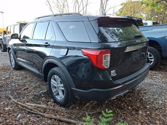 Used 2020 Ford Explorer XLT w/ Equipment Group 202A AWD/4WD image 4