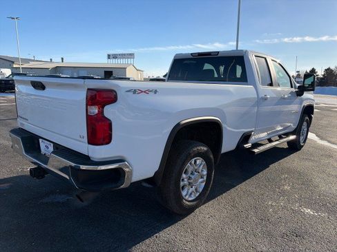Used 2024 Chevrolet Silverado 3500 LT w/ Convenience Package image 5