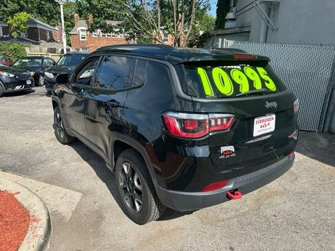 Used 2018 Jeep Compass Trailhawk AWD/4WD image 6