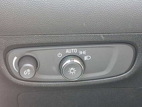 Used 2026 Buick Encore GX Sport Touring w/ Advanced Technology Package image 25