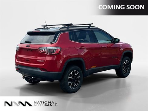 Used 2019 Jeep Compass Trailhawk image 5