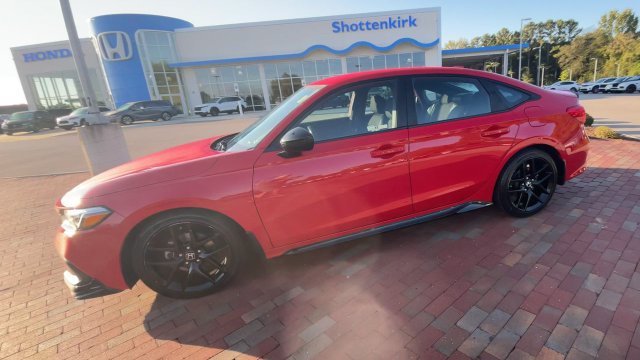 Used 2022 Honda Civic Sport image 6