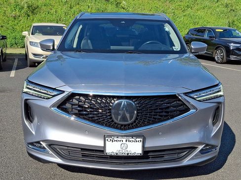 Used 2024 Acura MDX SH-AWD w/ Advance Package image 2