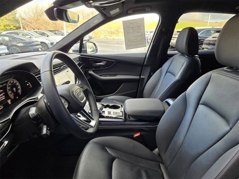 Certified 2025 Audi Q7 3.0T Premium Plus image 26