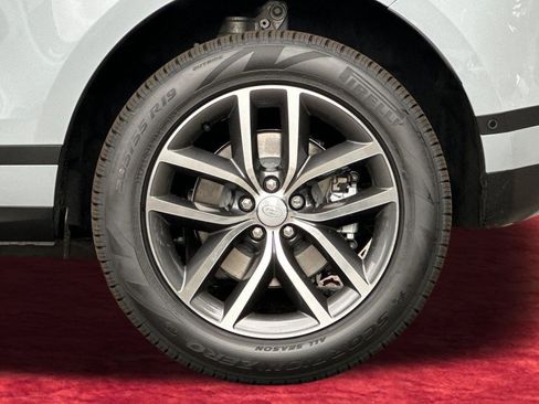 New 2026 Land Rover Range Rover Evoque S AWD/4WD image 12