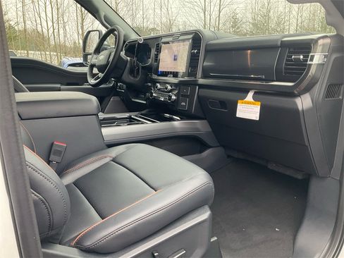 New 2026 Ford F250 Lariat w/ Chrome Package image 11