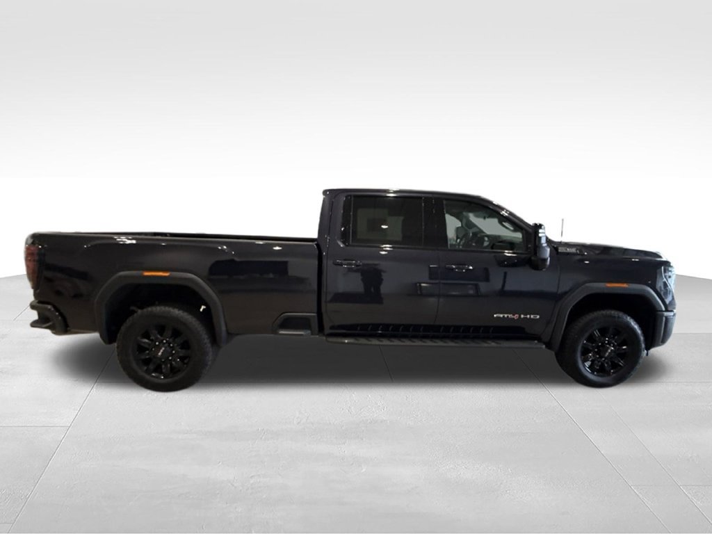 Used 2024 GMC Sierra 3500 AT4 w/ AT4 Premium Plus Package AWD/4WD image 8