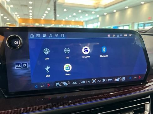 New 2026 Chevrolet Traverse RS w/ LPO, Floor Liner Package AWD/4WD image 25