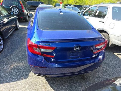 Used 2018 Honda Accord Sport image 5