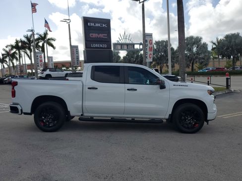 Used 2023 Chevrolet Silverado 1500 RST w/ Redline Edition image 4