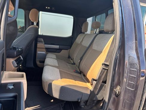 Used 2021 Ford F150 XLT w/ Equipment Group 302A High AWD/4WD image 17