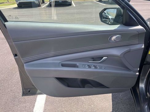 Certified 2024 Hyundai Elantra SEL w/ Convenience Package FWD image 14