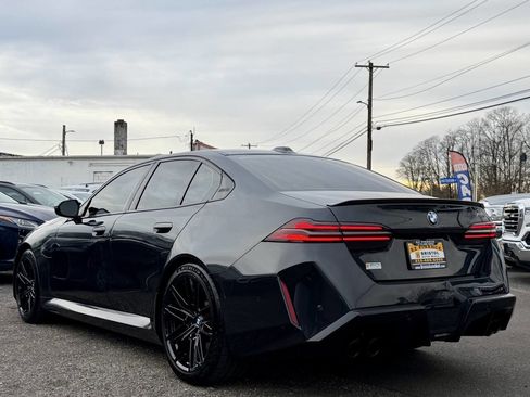 Used 2026 BMW M5 Base AWD 4dr Sedan w/ Carbon Package image 5