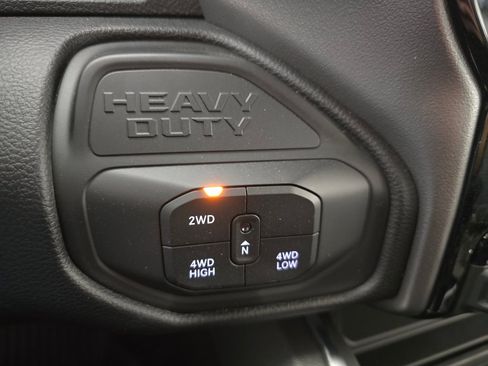 New 2026 RAM 3500 Big Horn AWD/4WD image 21