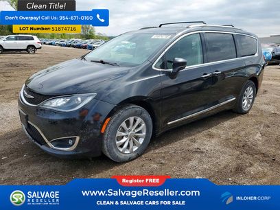 Used 2018 Chrysler Pacifica Touring-L