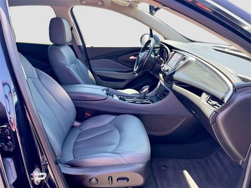 Used 2020 Buick Envision Essence image 29