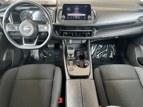 Used 2024 Nissan Rogue S FWD image 12