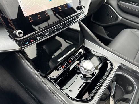 New 2024 Jeep Wagoneer Series II w/ Convenience Group I image 33