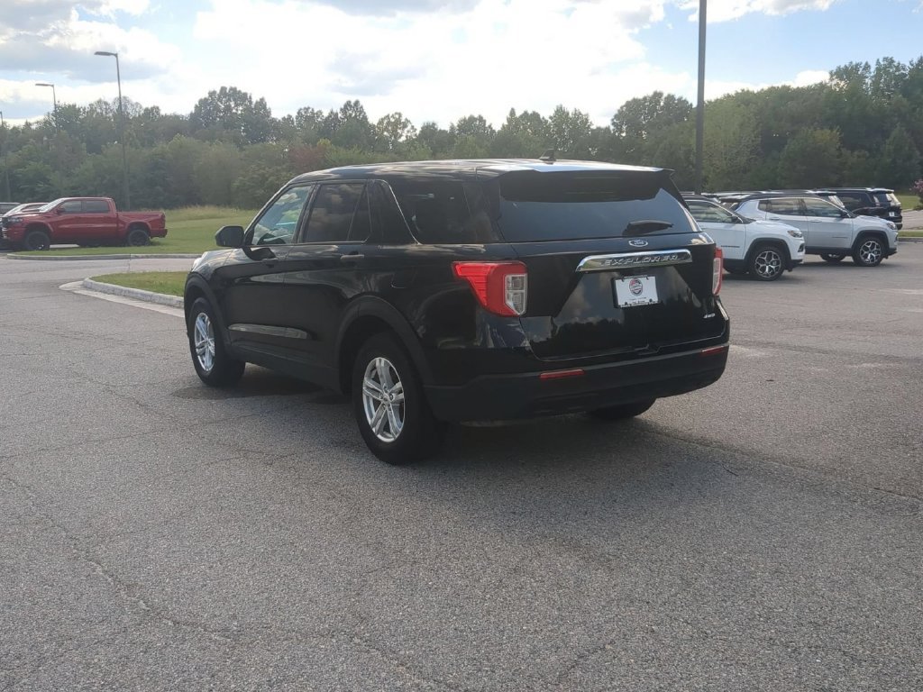 Used 2023 Ford Explorer 4WD image 3
