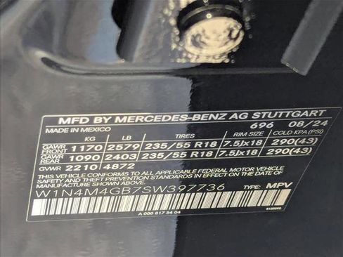 Used 2025 Mercedes-Benz GLB 250 image 23