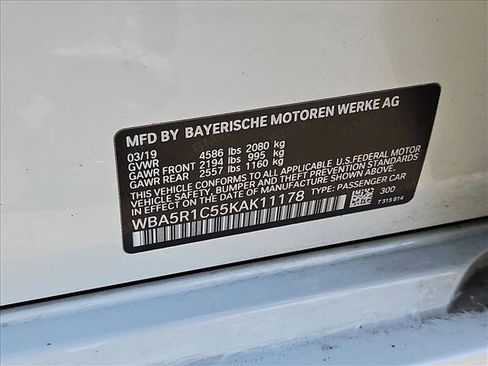 Used 2019 BMW 330i Sedan w/ Convenience Package image 25