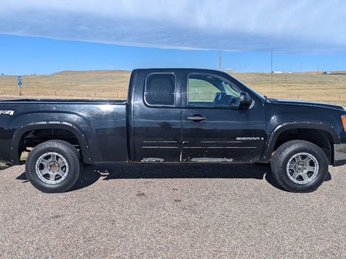 Used 2008 GMC Sierra 1500 SLE image 6