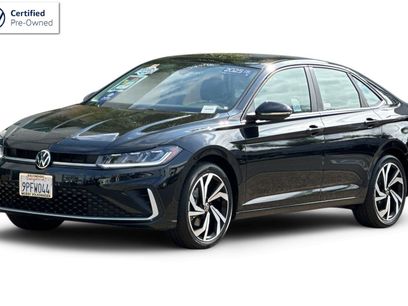 Certified 2025 Volkswagen Jetta SEL