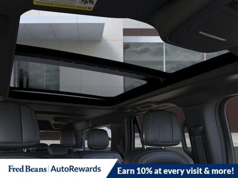 New 2025 Lincoln Navigator L Reserve w/ Jet Appearance Package AWD/4WD image 23