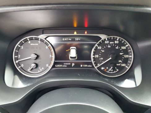 Used 2023 Nissan Rogue SV FWD image 14