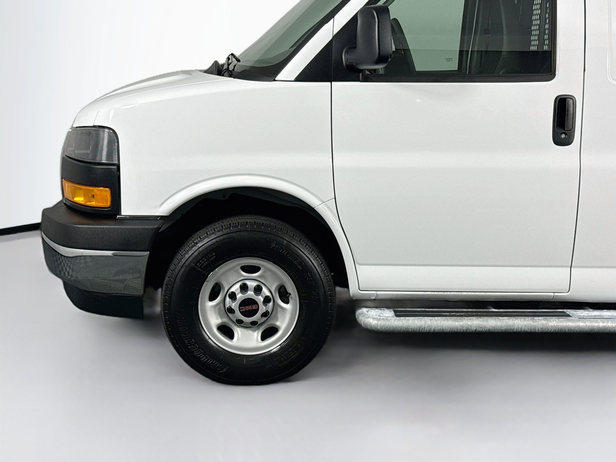 Used 2025 GMC Savana 2500 w/ Driver Convenience Package RWD image 36