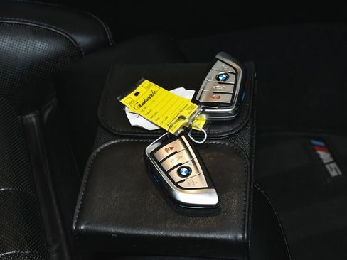 Used 2023 BMW M5 w/ Competition Package image 88