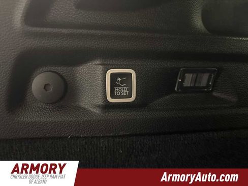 Used 2023 Jeep Grand Cherokee L Overland image 35