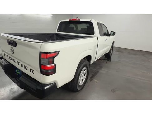 Used 2022 Nissan Frontier S RWD image 8