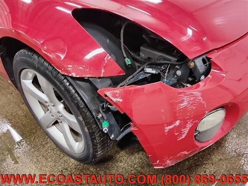 Used 2006 Pontiac Solstice Convertible w/ Premium Package image 16