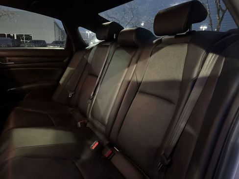Used 2022 Honda Accord Sport image 13