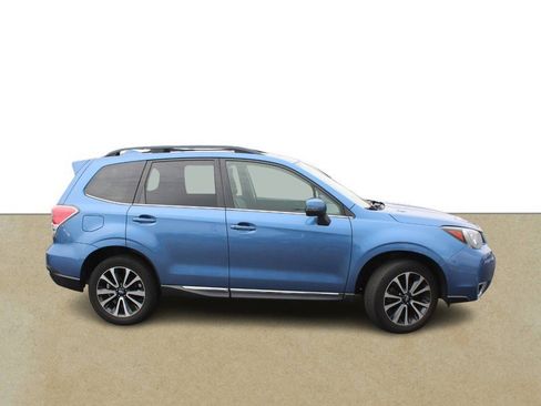 Used 2017 Subaru Forester 2.0XT Touring image 2