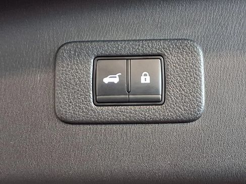 Used 2023 Nissan Armada SL w/ Captain's Chairs Package AWD/4WD image 7