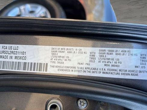 Used 2024 RAM 2500 Big Horn image 34