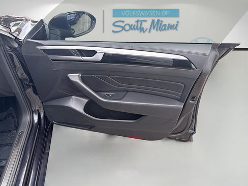 Used 2021 Volkswagen Arteon SE FWD image 32