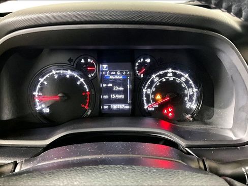 Used 2020 Toyota 4Runner SR5 Premium RWD image 16