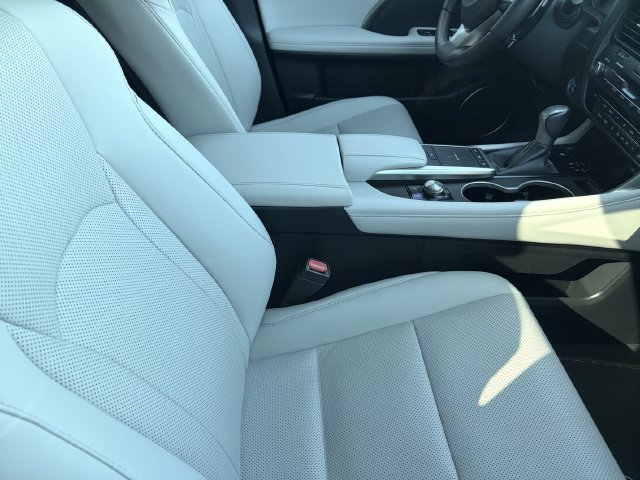 Used 2022 Lexus RX 450h AWD w/ Premium Package image 5