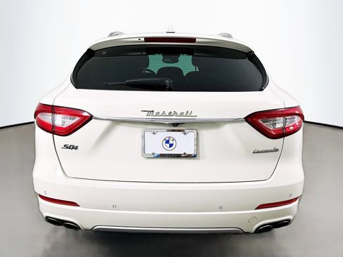 Used 2019 Maserati Levante S GranLusso AWD/4WD image 6