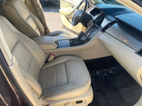 Used 2015 Ford Taurus SEL w/ Equipment Group 201A FWD image 36