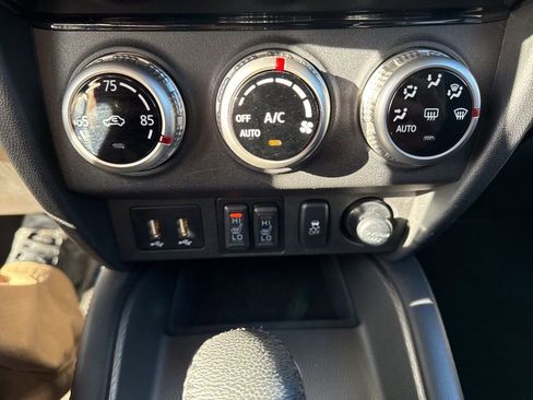 Used 2023 Mitsubishi Outlander Sport ES AWD/4WD image 20