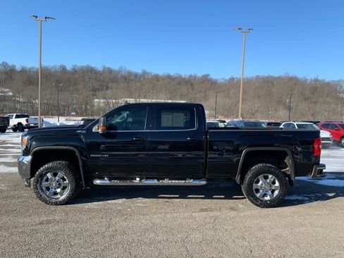 Used 2015 GMC Sierra 2500 SLE w/ SLE Preferred Package image 2