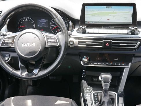 Used 2022 Kia Seltos S FWD image 20