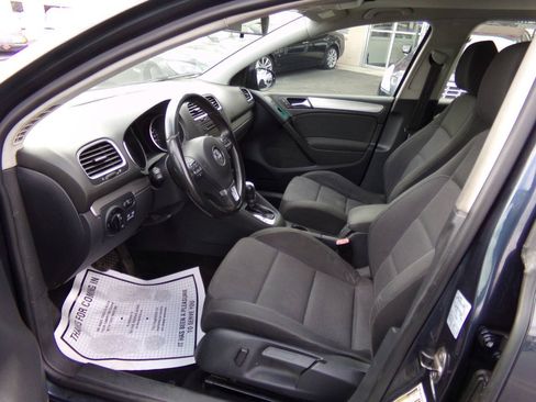 Used 2013 Volkswagen Golf TDI FWD image 10