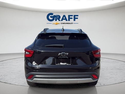 Used 2025 Chevrolet Trax LT w/ Driver Confidence Package FWD image 6